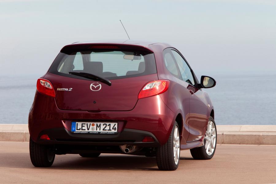  Mazda2 3-Door 2011 года  (фото 3 из 40)
